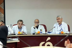 جلسه کمیته مورتالیتی 25 دیماه  سال 1396 در مرکز قلب و عروق شهید رجایی: عکس شماره 2 / 12
